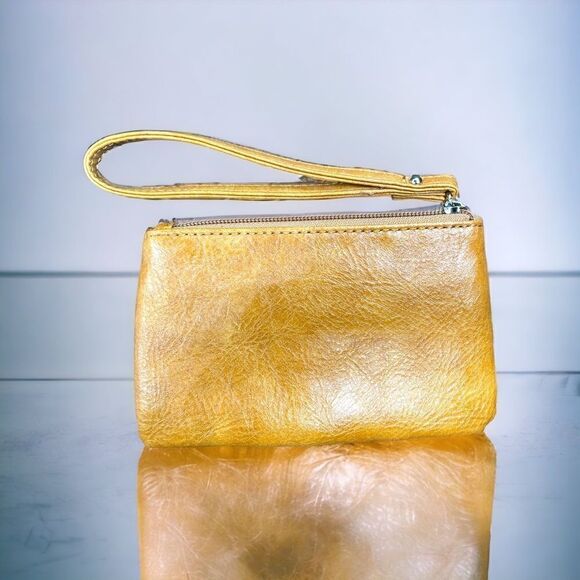 Kenneth Cole Reaction Bags l Camel Brown Leather l Wristlet Wallet l Double Zip - Picture 2 of 9